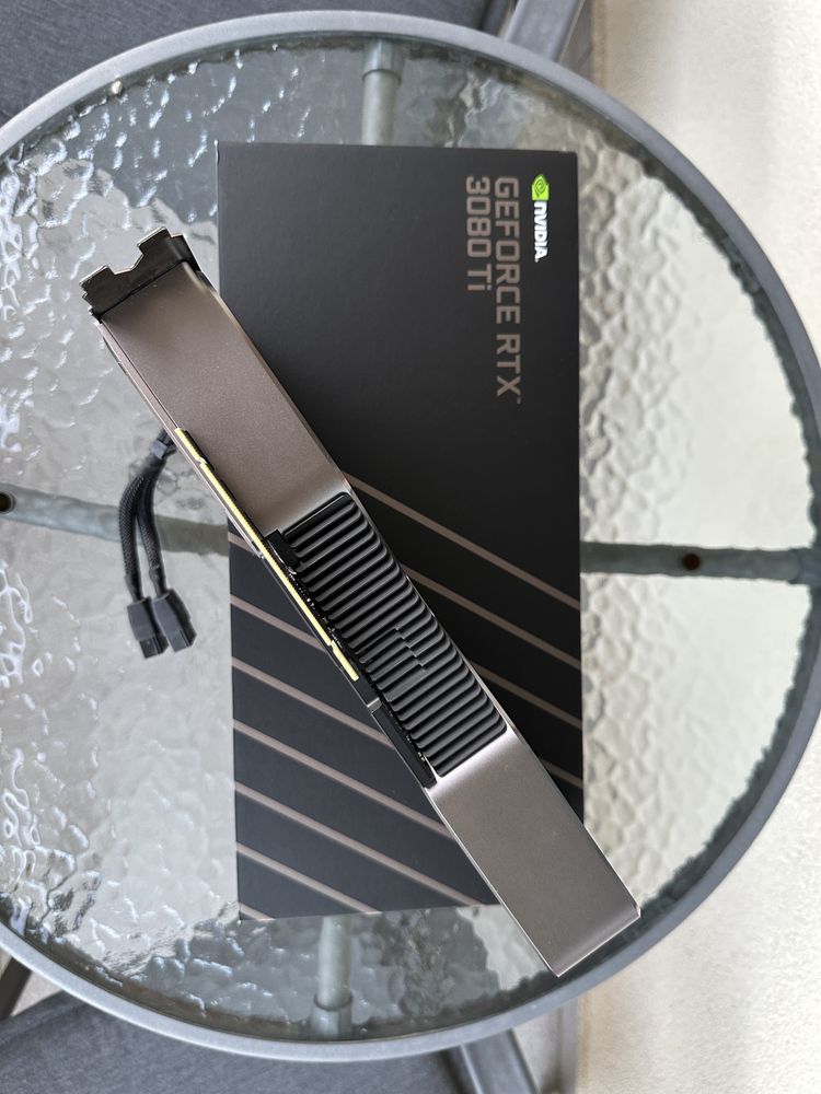 nVidia RTX 3080Ti / 3080 Ti Founders Edition