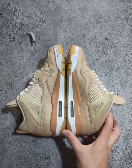 Jordan 4 shimmer