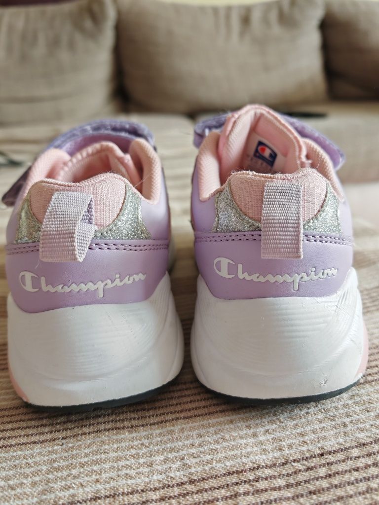 Маратонки Champion, номер 30