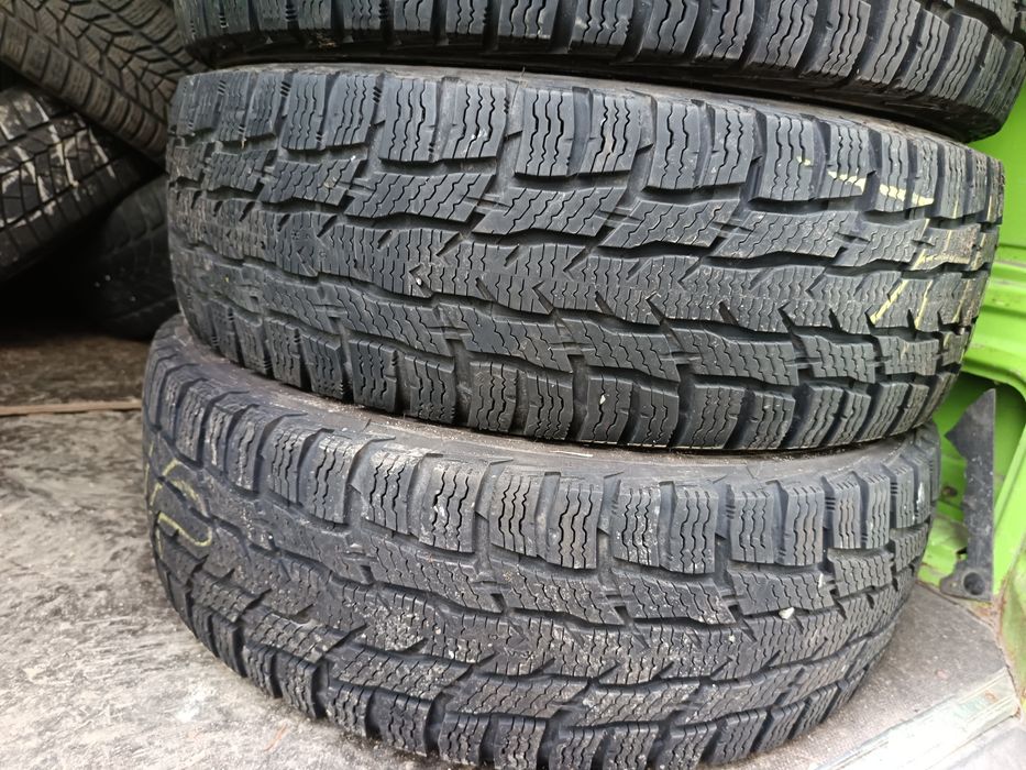 Anvelope MS iarna 225 75 16c nokian 2018 7.5mm