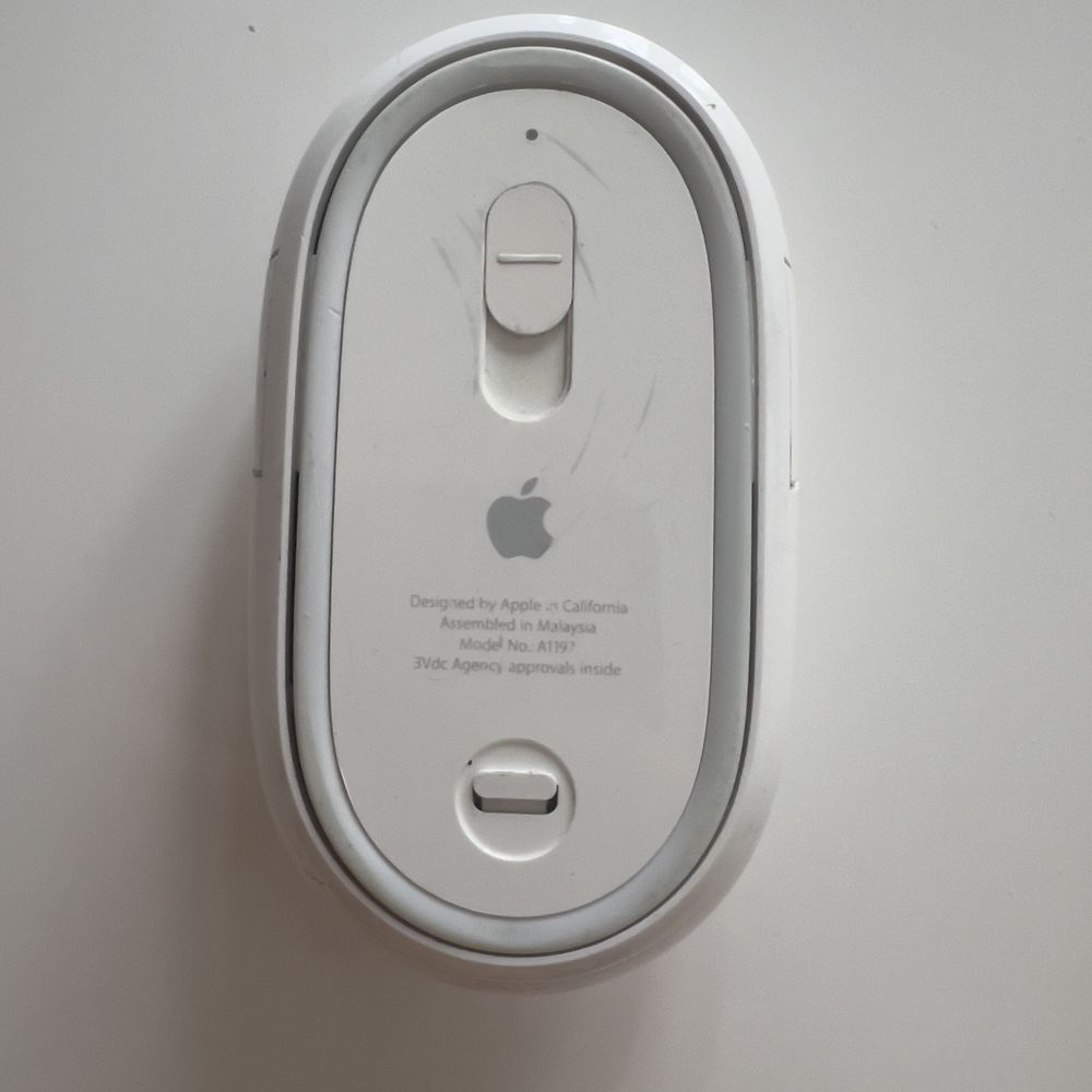 Apple Magic Mouse 1