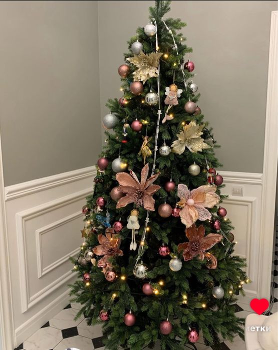 Продам новогоднюю елку 2м