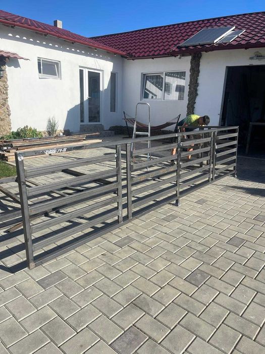 Confecții metalice garduri, porți, pergole, structuri metalice.