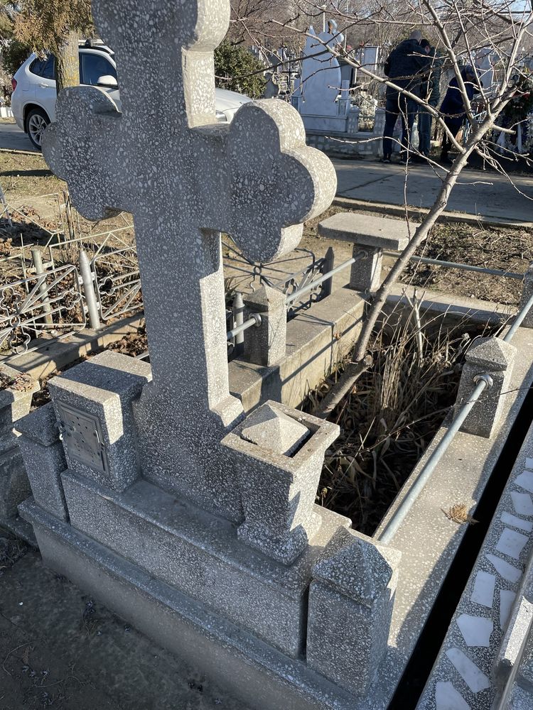 loc de veci in Cimitirul Stefan cel Mare,Galati