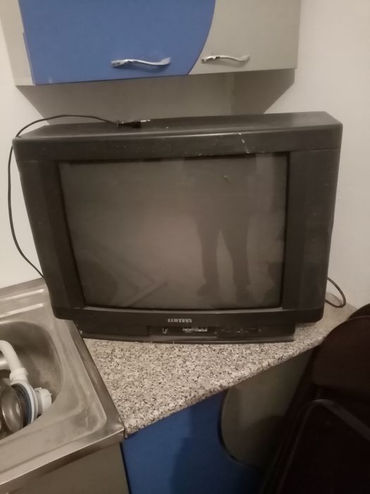 Телевизор цветной