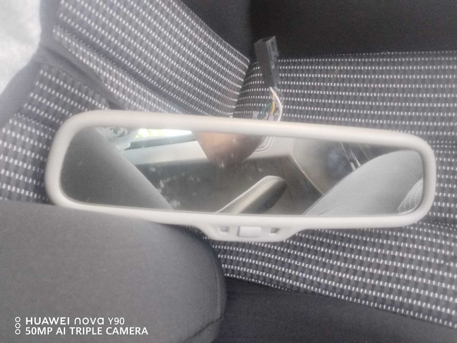 Navigatie consola volan scaune abs radio aeroterma clima grila audi q5