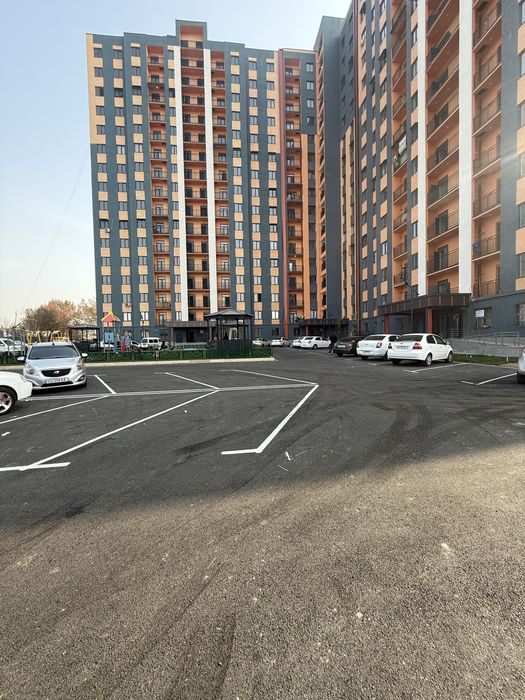 Срочна квартира сотилади сергели бобир махалла