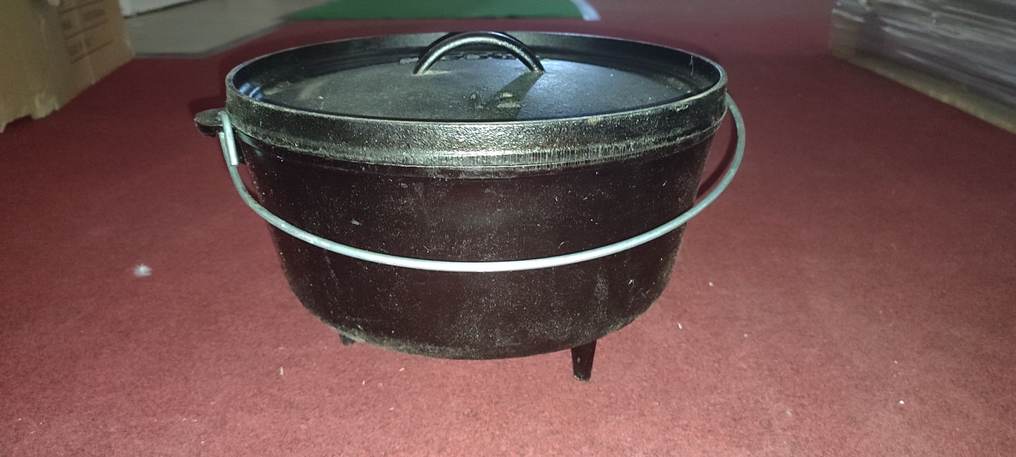 Ceaun din fonta cu capac Dutch Oven Lodge 30.2cm 5.7l