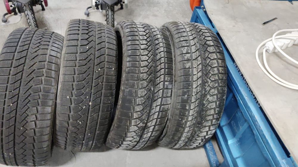 225/40/R19 Goodride iarna