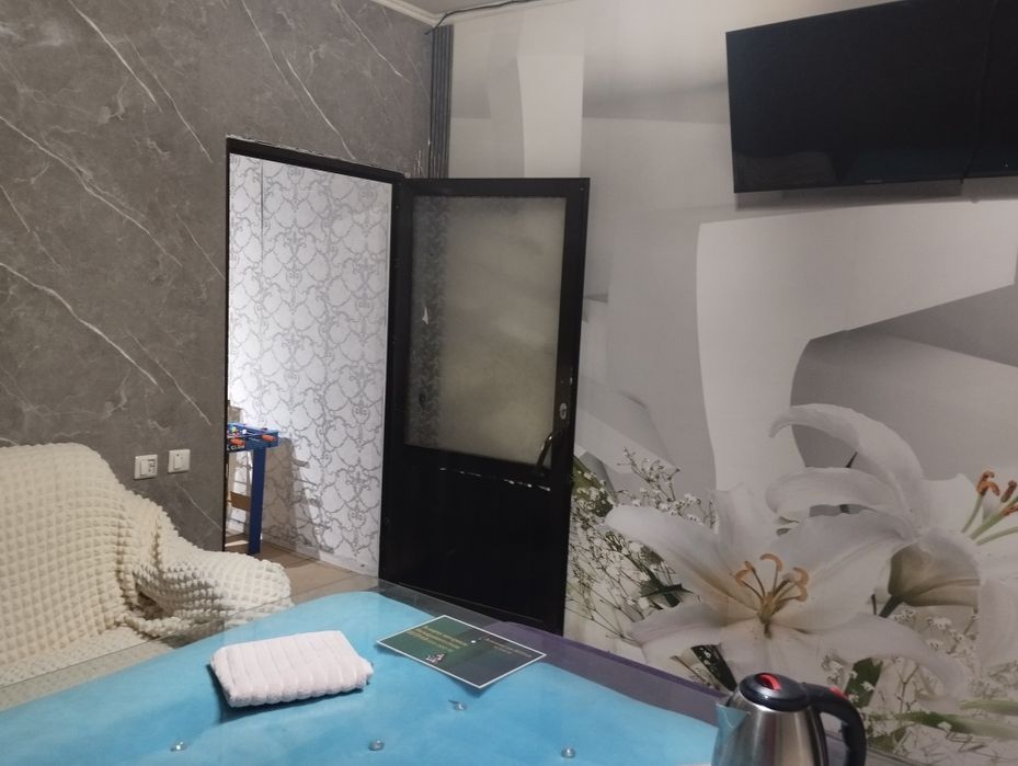 Аренду донерный, быстрее питание, кофейню, можно магазин