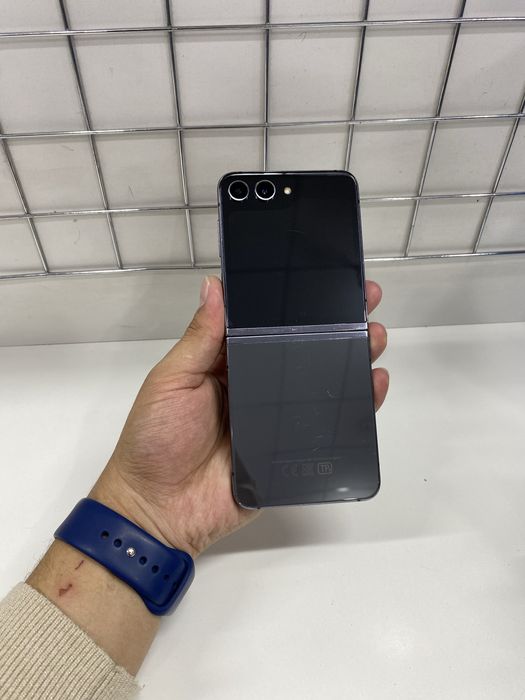Samsung Z Flip 5