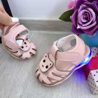 NOU Sandale roz cu luminite LED si pisicuta papuci pt fetite 16 17 18