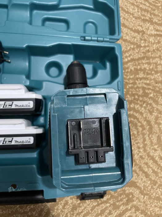 Filetanta cu percutie Makita