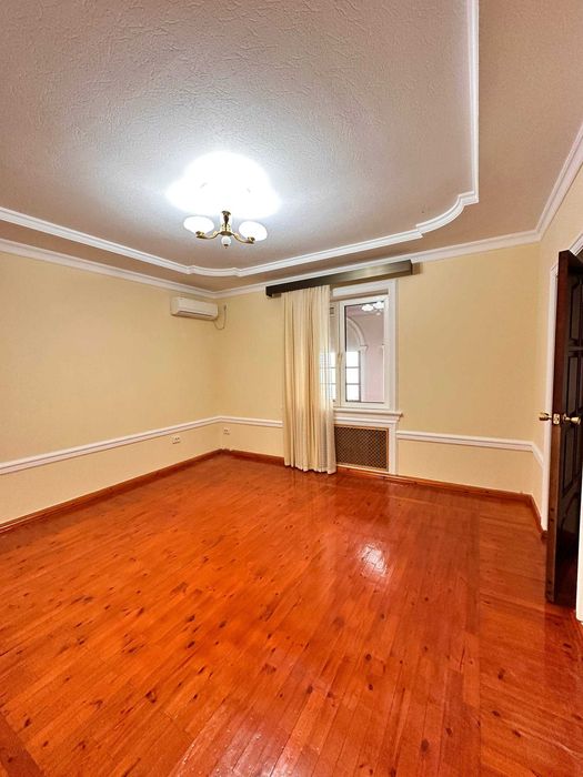 Участок в Яккасарае возле Гостиницы Россия 3,65 сотки