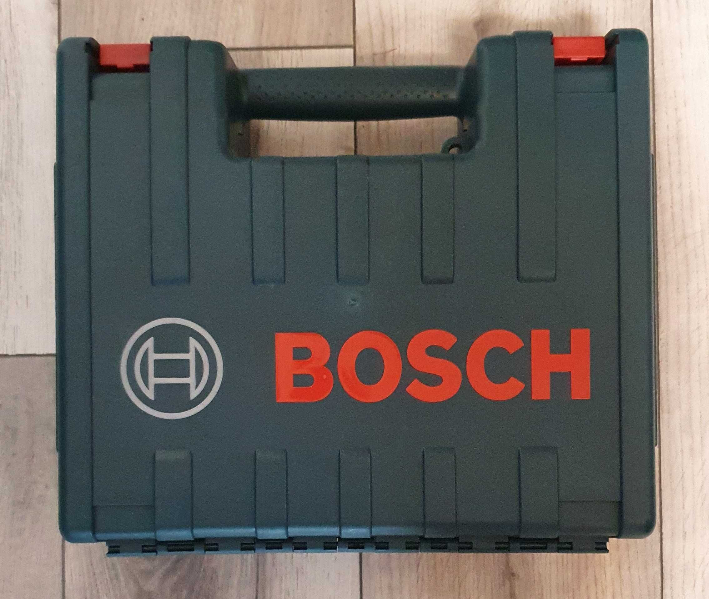 Nivela laser verde cu linii si puncte Bosch GCL 2-15 G