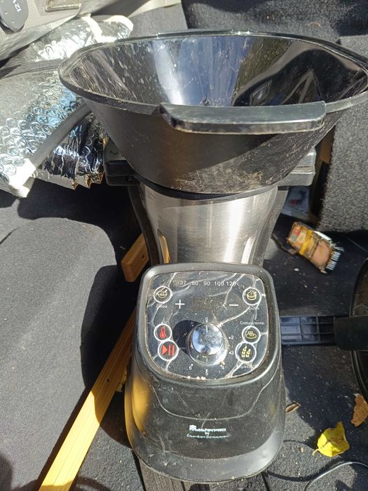 Aparat de gătit multifuncțional