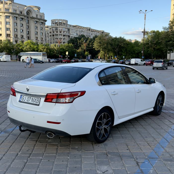 Renault Latitud / Led / Initiale Paris / 2015 / Euro5 Dpf / Automat