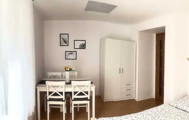 Дава се под наем Двустаен апартамент в Пловдив, Тракия - 58 кв.м за 260.1 € - Снимка #3