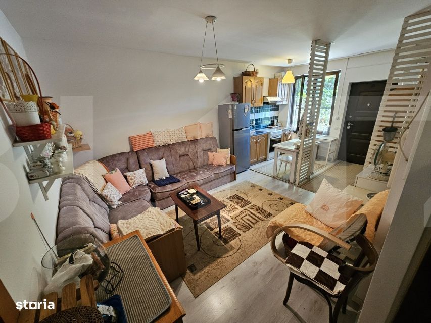 Apartament in vila, 47 mp, curte proprie de 37 mp - Cartier 23 August,