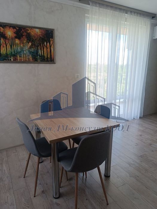 Дава се под наем Тристаен апартамент в Шумен, Пазара - 88 кв.м за 489.6 € - Снимка #2