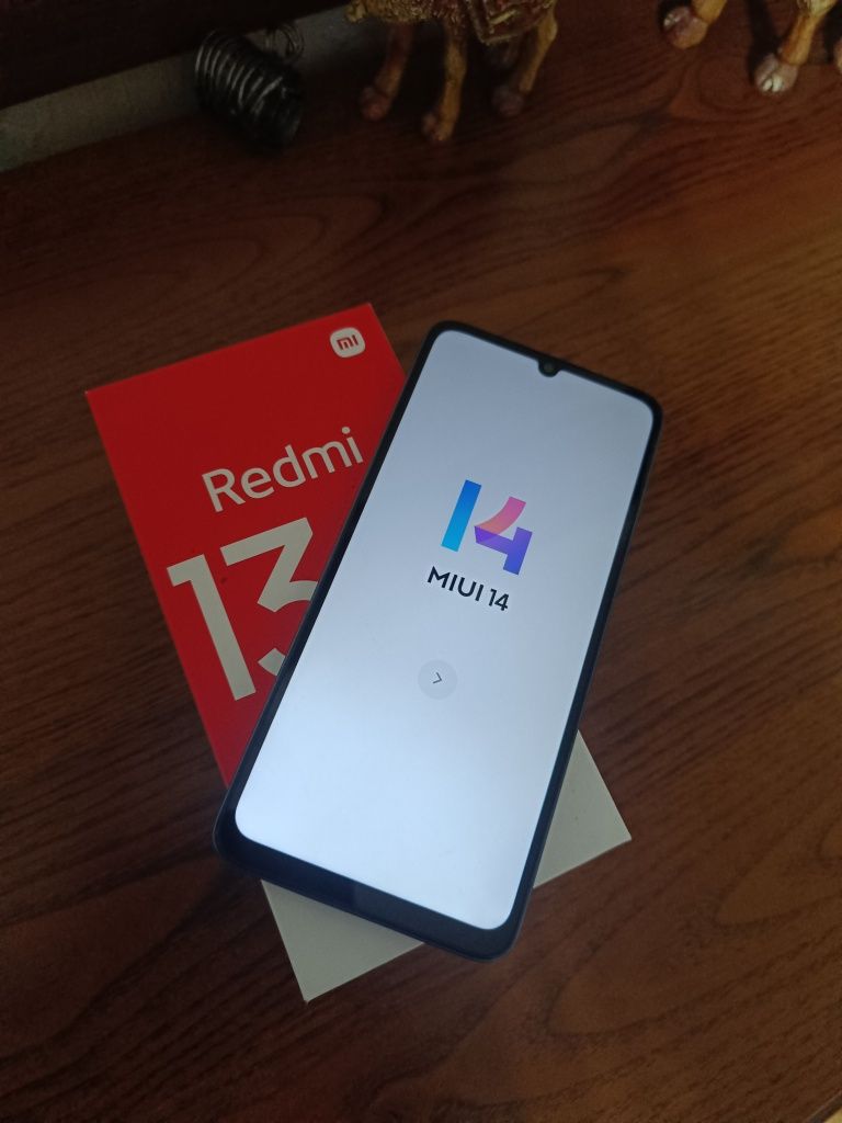 Продаж Redmi 13C 8/128