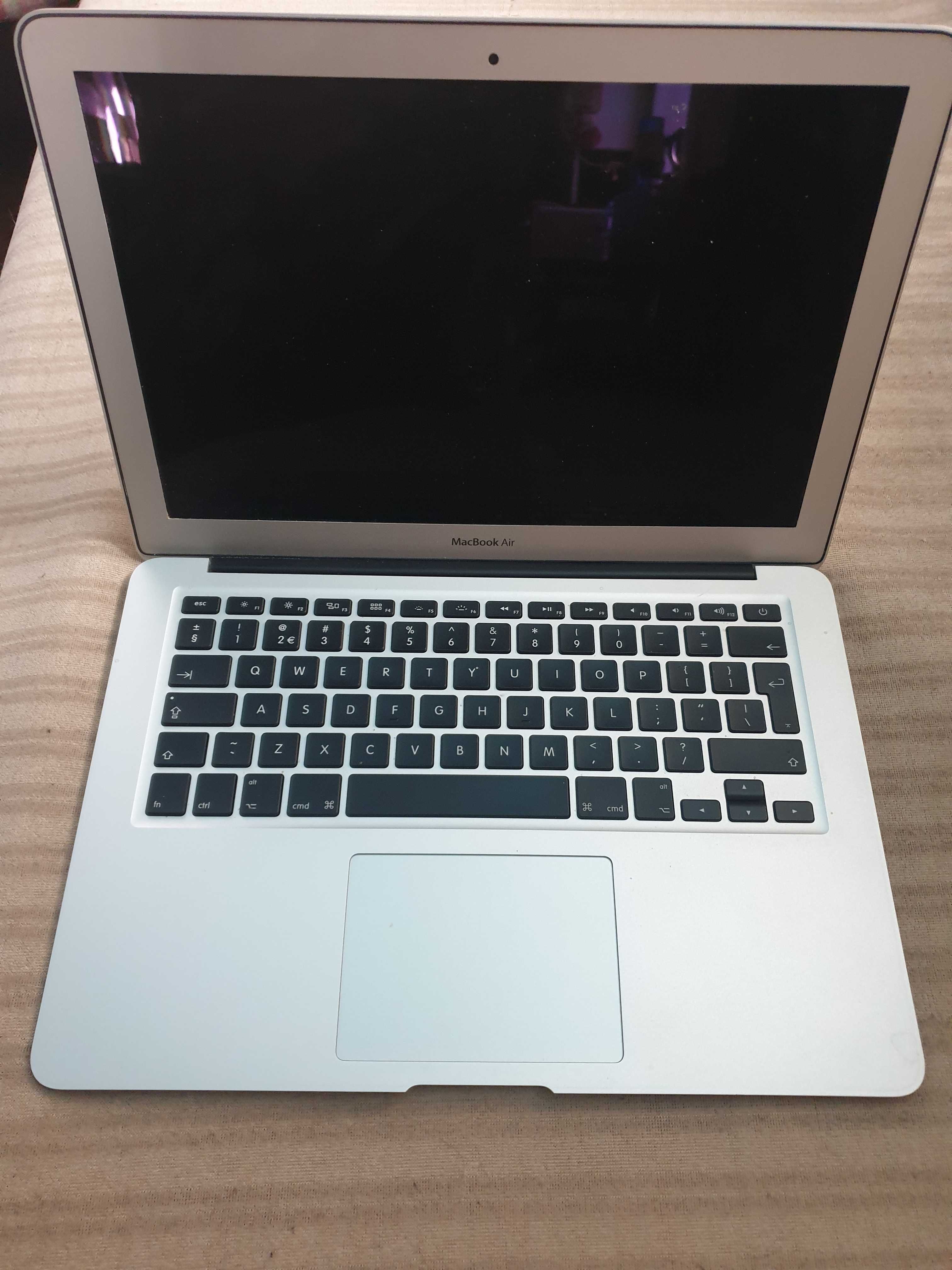 MacBook Air   A1369