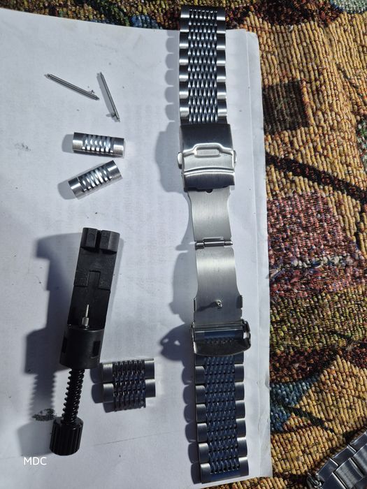 Vând brățară din oțel inoxidabil ,pentru ceas 22 mm