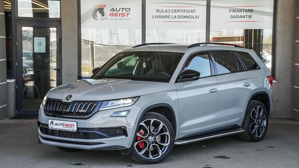 Skoda Kodiaq VRS / Piele / Navigatie / Scaune VRS / Volan Incalzit / Lumini ambient