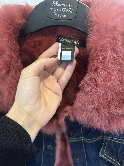 Яке Roberto Cavalli