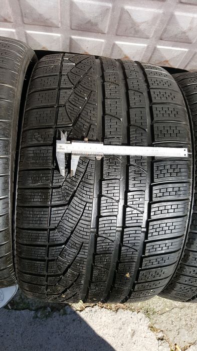 235/40/19.225/45/19,225/40/19,pirelli,9-10mm,dot 3413/3420