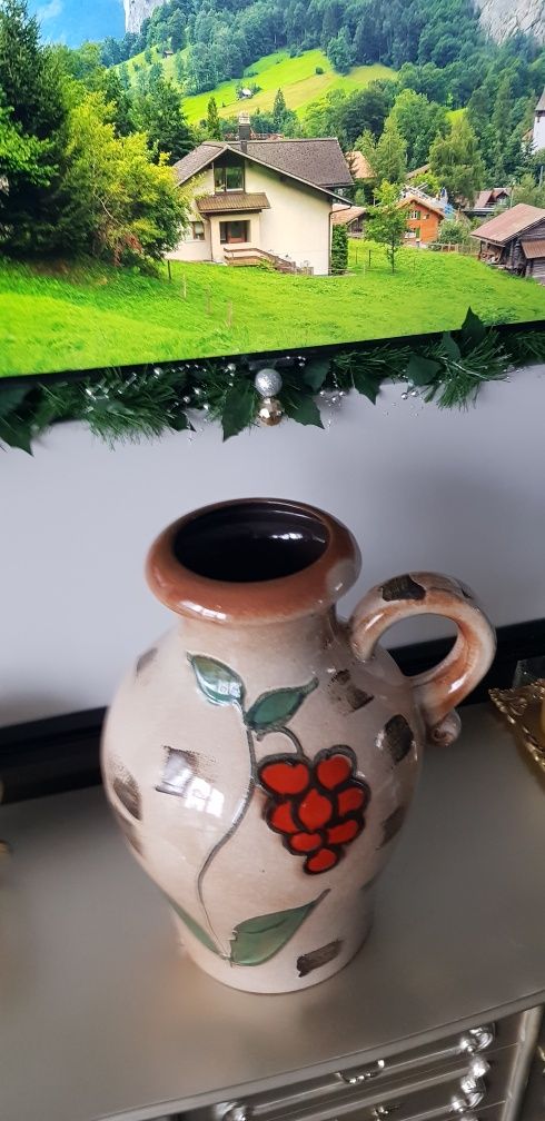 Vază veche din ceramică glazurata