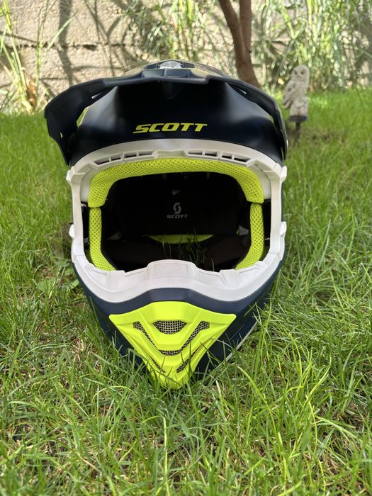 Мотокрос  ендуро каска XXL