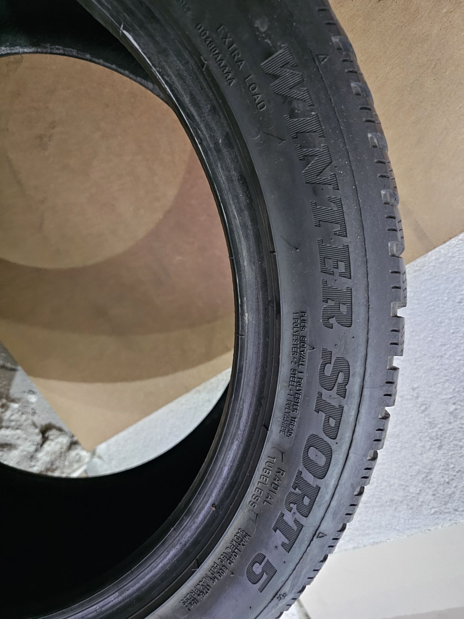 Зимна гума 245/45R18 1 бр. Dunlop