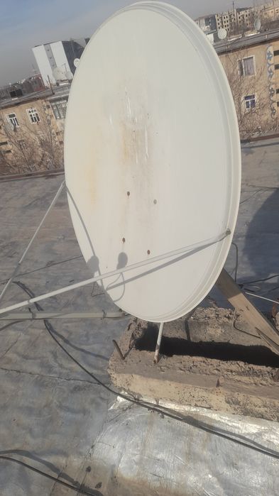 Спутниковый антенна