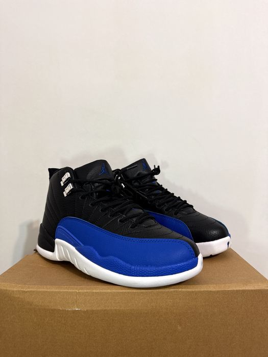 Adidasi negrii marimea 43 42