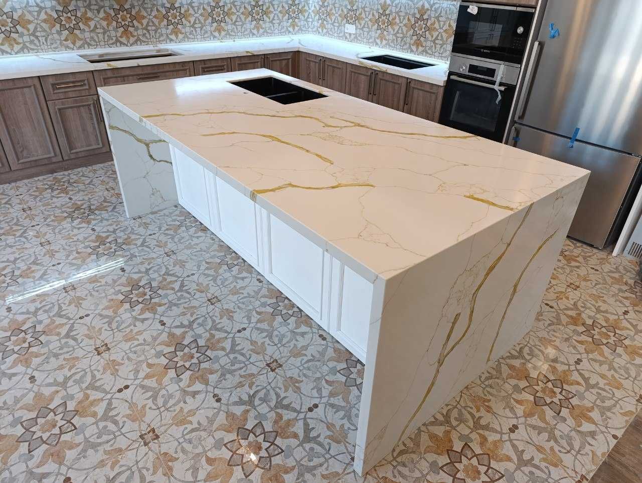 Столешница Искусственный камень для кухни - Кварц, Акрил, золотой ONYX