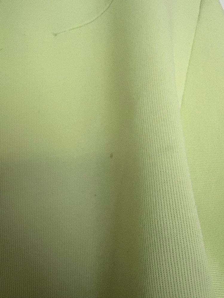 Продавам nike tech