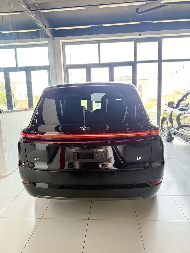 LIXIANG L9 max sotiladi