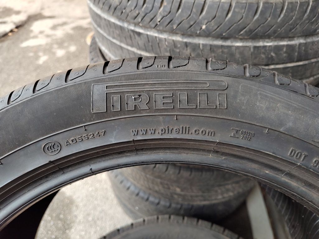 Продавам 2 летни гуми 255/45/19 Pirelli