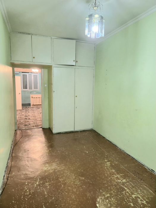 Срочно продам  свою по линие метро