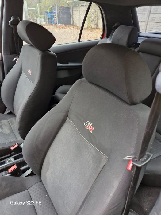 Vand scaune si bancheta sport Seat Ibiza FR