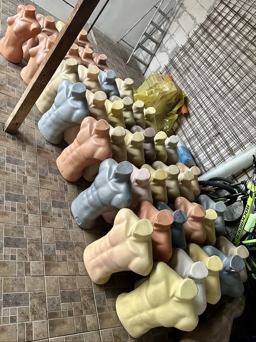 Manechini barbat si dama