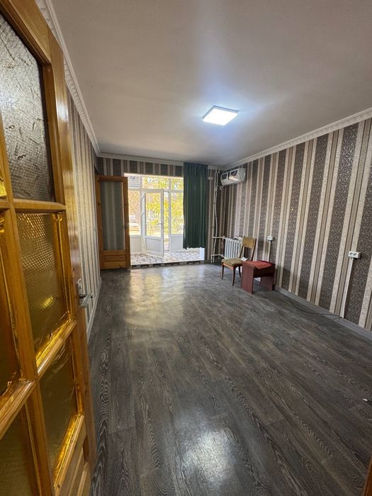 2 xonalik uy sotiladi