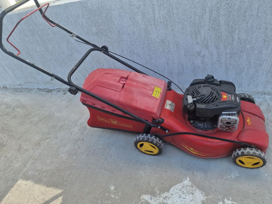 Masina de tuns iarba Wolfagten pe benzina Briggs 3cp cu COS PERFECTA
