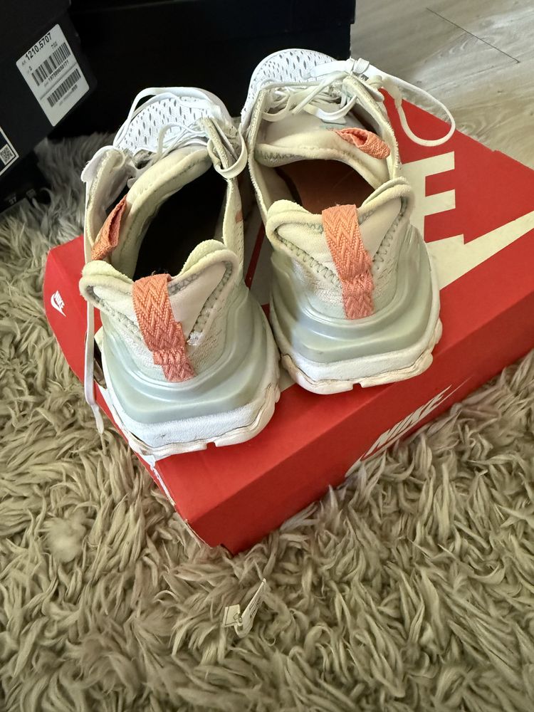 Nike маратонки за момиче 36,5 номер