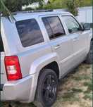 Jeep Patriot în stare bună de funcționare. Motor și alte piese de. Vâ