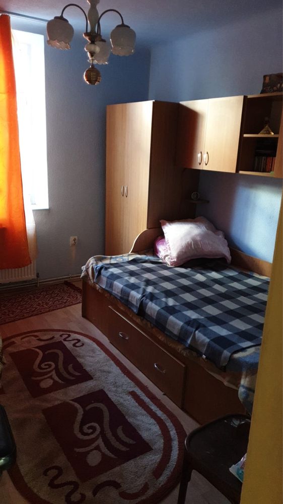 Vand Apartament 3 camere Barlad