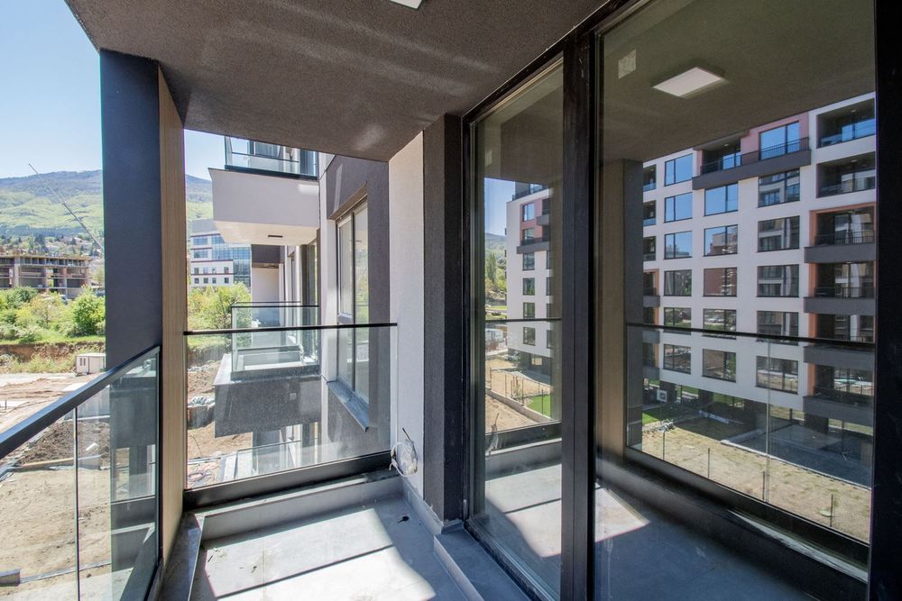 Продава се Двустаен апартамент в София, Манастирски ливади - 67 кв.м за 2686 €/кв.м - Снимка #2