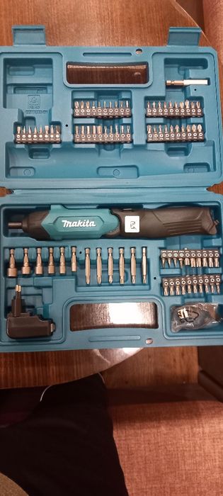 Акумулаторна отвертка Makitta