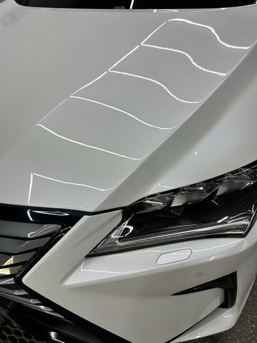 Бронирование кузова и элементов салона антигравийной плёнкой